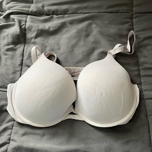 Victoria’s Secret Perfect Shape Bra
